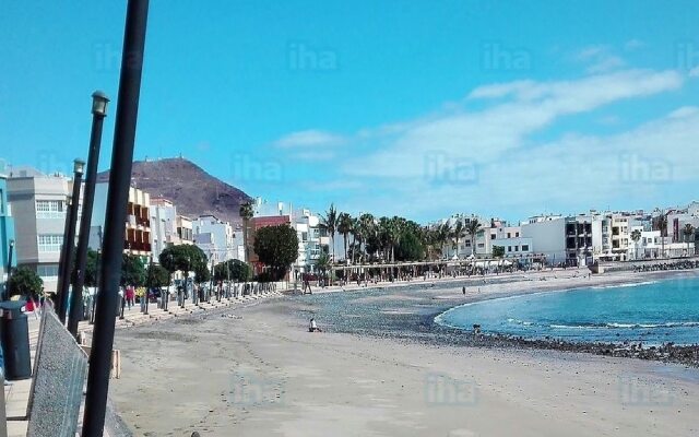 Arinaga Beach