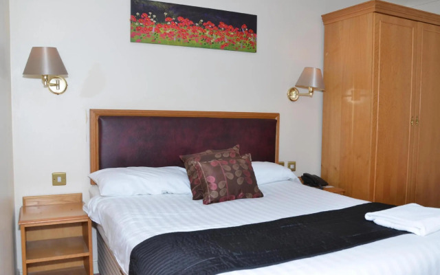 Healey Hotel