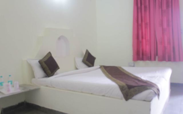 Sariska Tiger Camp Resort