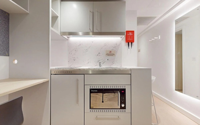 Student Only Studio at Paddington