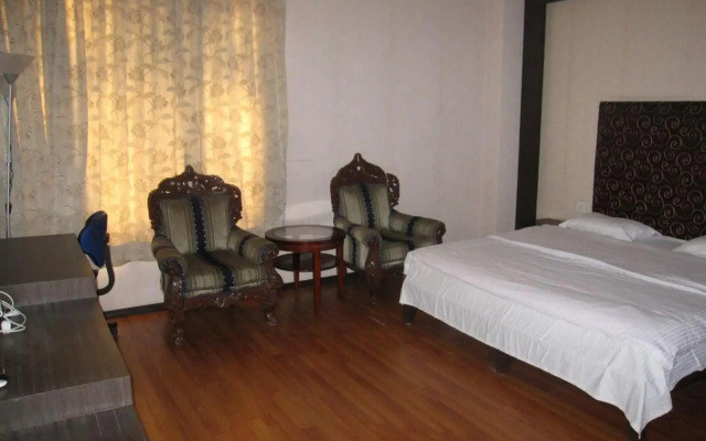 OYO Premium Chi Greater Noida