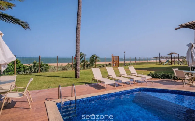 Apt. in a Seaside Condominium Itacimirim-ba Iab109