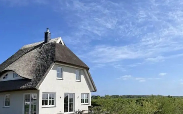 "baltic Sea Breeze" Modern Retreat