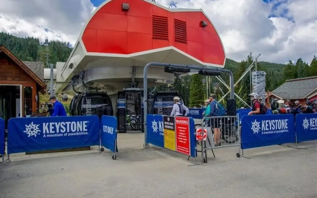 Tennis Townhome #1327 : 2, 225