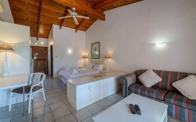 San Lameer Villa Rentals Bachelor Studio 2515