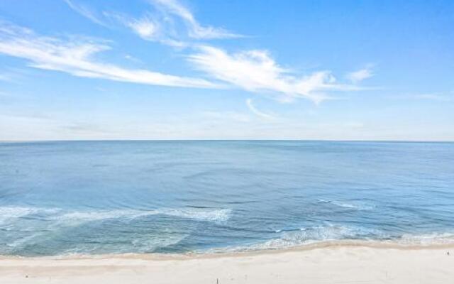 Turquoise Place 1908C