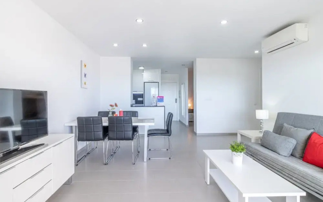 Apartment in Empuriabrava With Sea Views