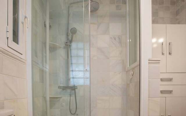 Modern 2 Bed Apt 10min from Las Ventas