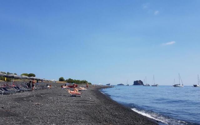Stromboli Trekking Accommodation - Room and Excursion for 2 included