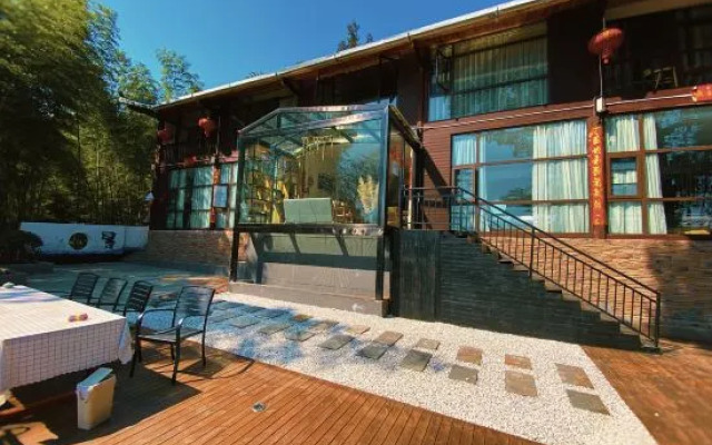 Fanjing Mountain Guoyun Mountain Residence