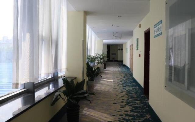 Greentree Inn Huaian Xuyi Bus Station Hotel