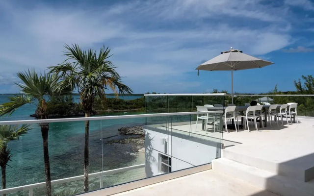 Modernized Beach House With Pool