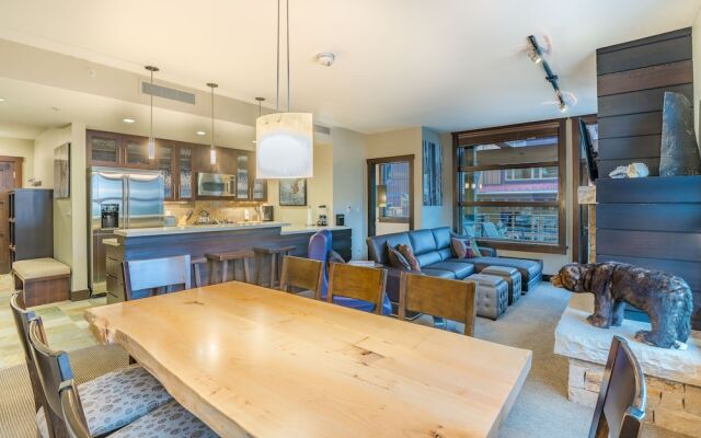 Hayden Lodge by Snowmass Mountain Lodging