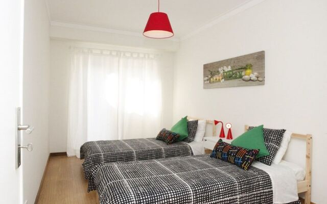 Family central apartment in São Pedro do Estoril