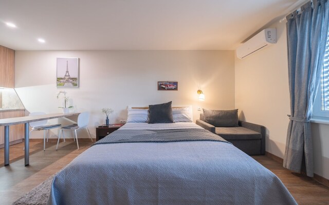 Gyneju Apartments