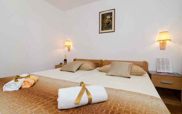 Rooms Radic