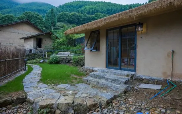 Courtyard of the Whispering Wind — 3-star hotel in Lishui