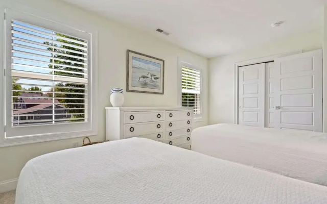 Ocean Outlook Coastal Serenity