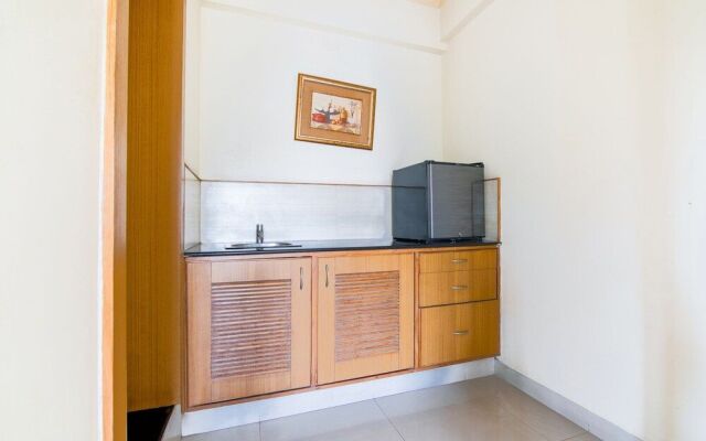 OYO Flagship 8252 Aayush Corporate Stays