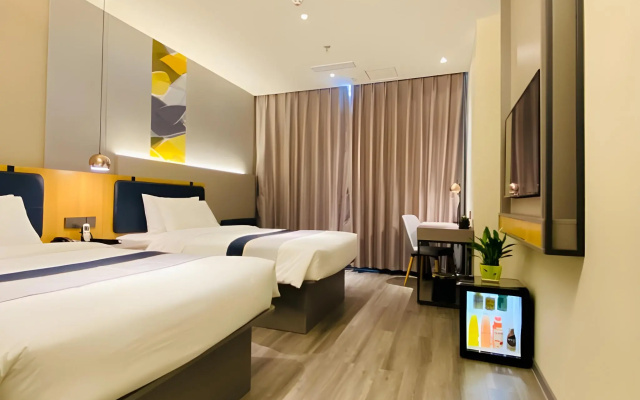 Homeinn Selected Hotel (Dandong Railway Station Post and Telecommunications Building) – Guest Rooms – Dandong