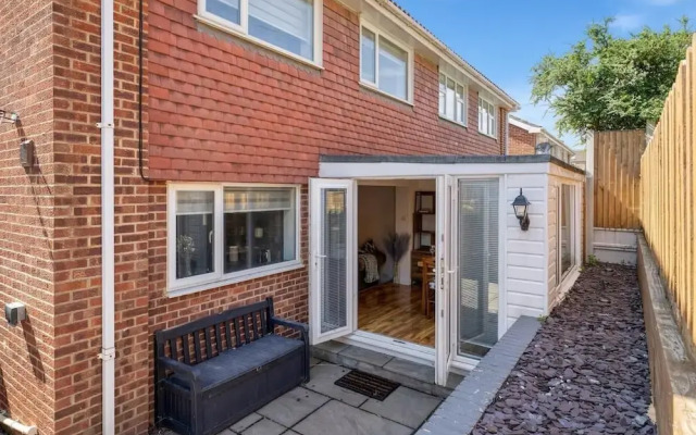Knights Rest -beautiful Home in Dover With Parking
