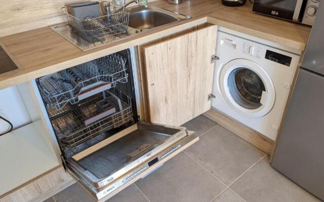 Superbe T2 en résidence avec piscine et parking