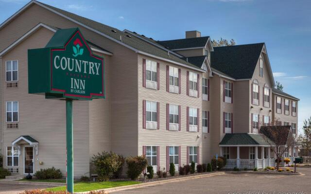 Country Inn & Suites by Radisson, Forest Lake, MN