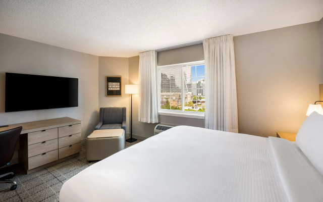 Sonesta Simply Suites Jersey City