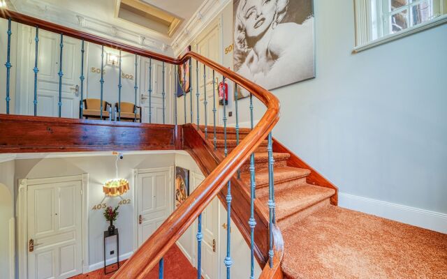 Villa Boutique 115 by INA