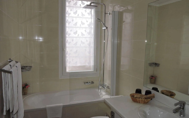 Hotel Regina Cannes