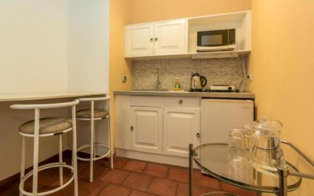 Hostal El Patio B&B