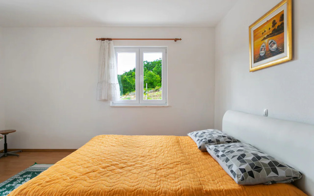 Home Near Red Lake in Ricice