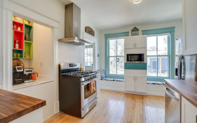 Spacious Minneapolis Home - 2 Mi to Downtown!