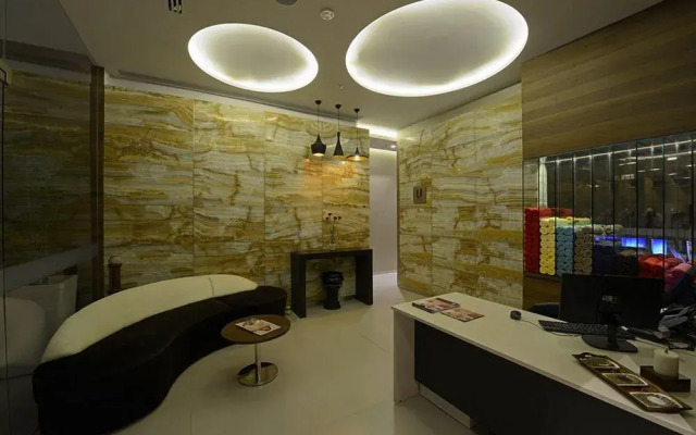 Caspia Hotel