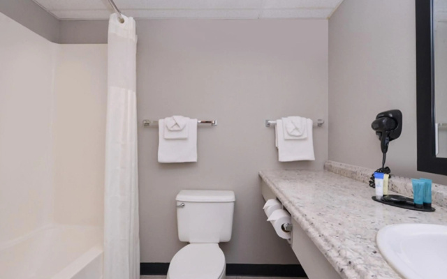 FairBridge Inn Express, Monroe City