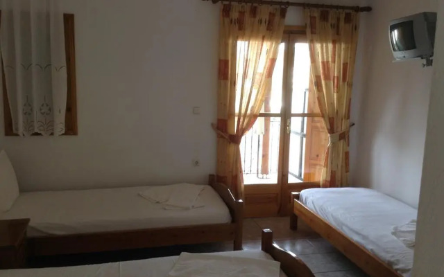 Filippos Rooms Afissos