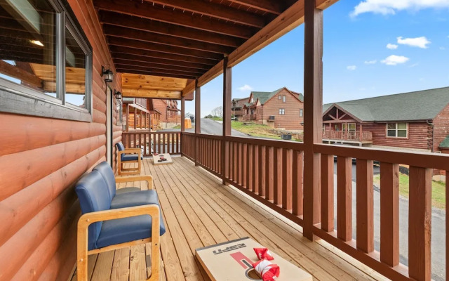 Cabin w/ Hot Tub & Game Room in the Smokys!