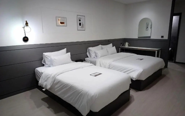 Hi&Hotel