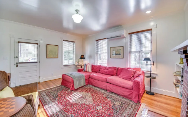 Radiant Gloucester House w/ Private Porch!