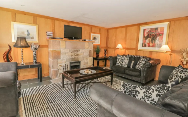 Coach-house Cottage