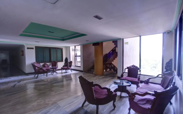 Spot On 33415 Hotel Oriental Towers