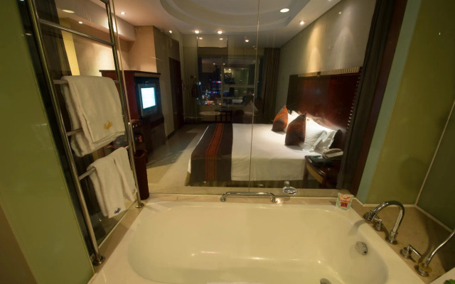 Yiwu Yimei Plaza Hotel