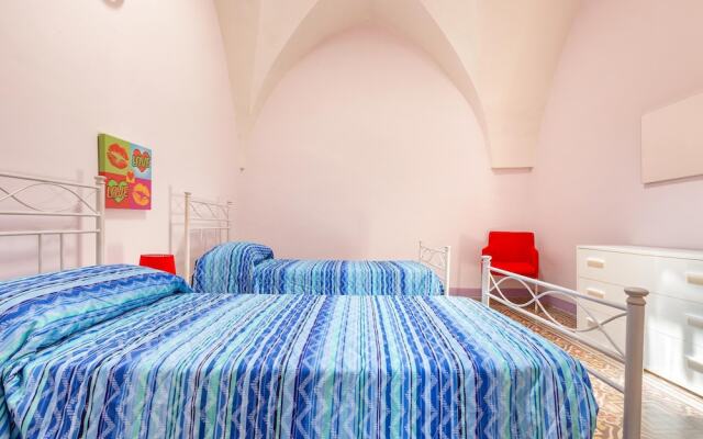 2043 Antica Dimora Stasi by Barbarhouse