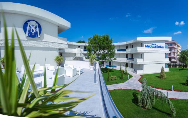 Hotel Meduza Estival