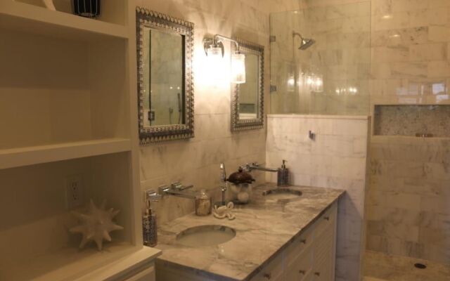 Villa Sabine by Surfside VR