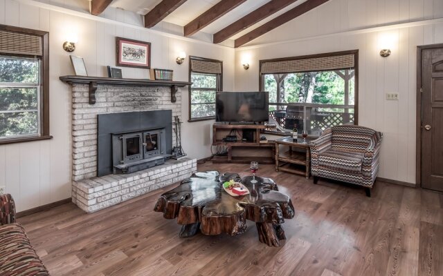 Bluebird View - Two Bedroom Cabin