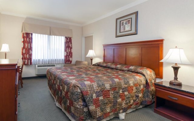 Knights Inn and Suites Bakersfield