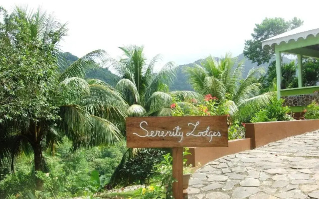 Serenity Lodges Dominica