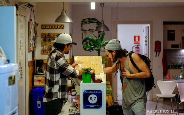 The Hostel Box - Gaudi