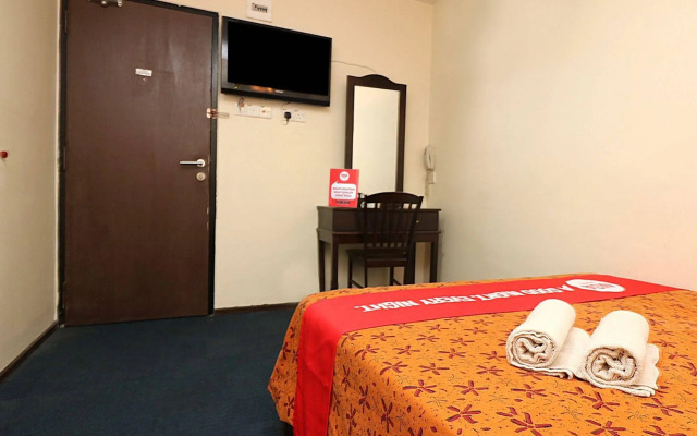 Veenai Hotel